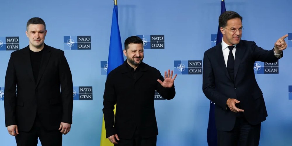Михайло Федоров, Володимир Зеленський та генсек НАТО Марк Рютте на зустрічі у форматі Рамштайн у Брюсселі 18 червня 2026 року