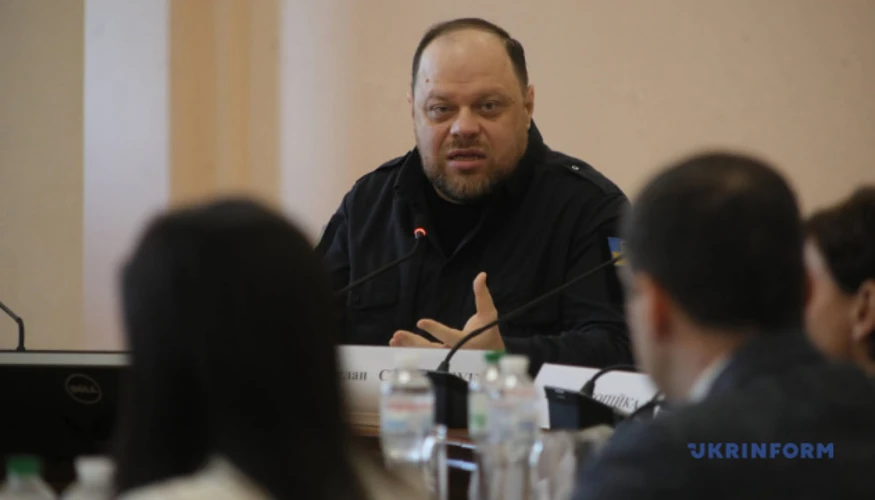 Указ №831/2026: Стефанчук — Надзвичайний і Повноважний посол, Осташ — посланник 2 класу