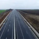 Дорожній знак обмеження руху на трасі «Одеса – Рені»
