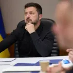 Вивіска Вищого антикорупційного суду України на фасаді будівлі