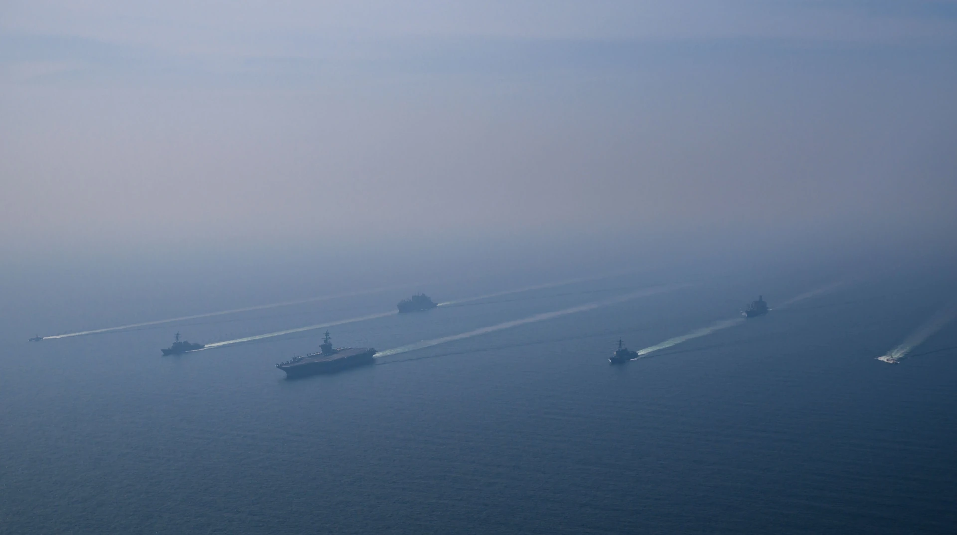 Авіаносець USS George Washington перекидають із Тихого океану на Близький Схід