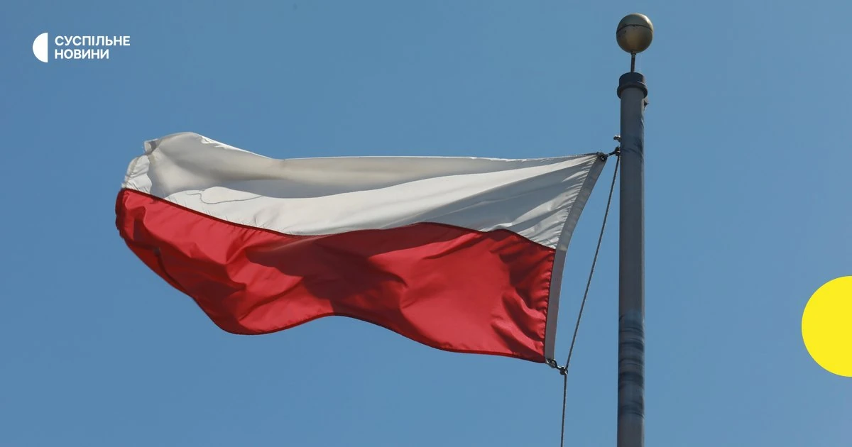 Учні школи у Лещидол-Новінах у Польщі після смертельного нападу підлітка, 8 жовтня 2026 року