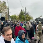 Фото гуманітарної місії та гуманітарного конвою в Олешках, опубліковані Кирилом Будановим і Давидом Арахамією